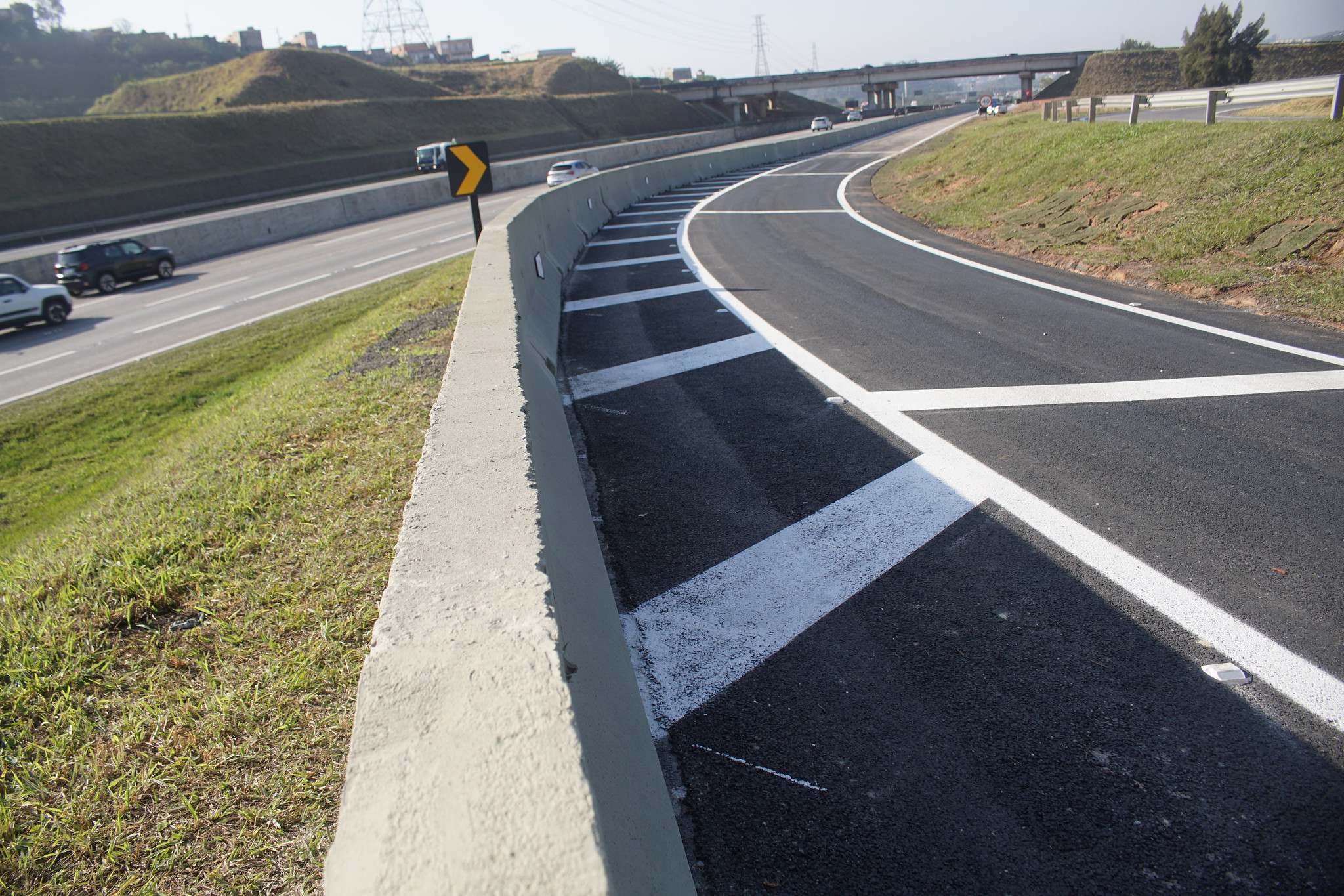 Agreement for the implementation of ramps on the Alto Tietê Road Complex